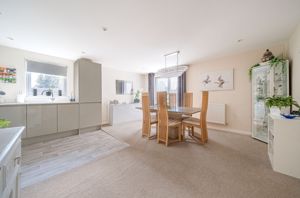 Kitchen / diner- click for photo gallery
